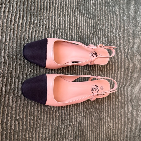 Cute shoes size US 8.5 - Picture 2 of 5